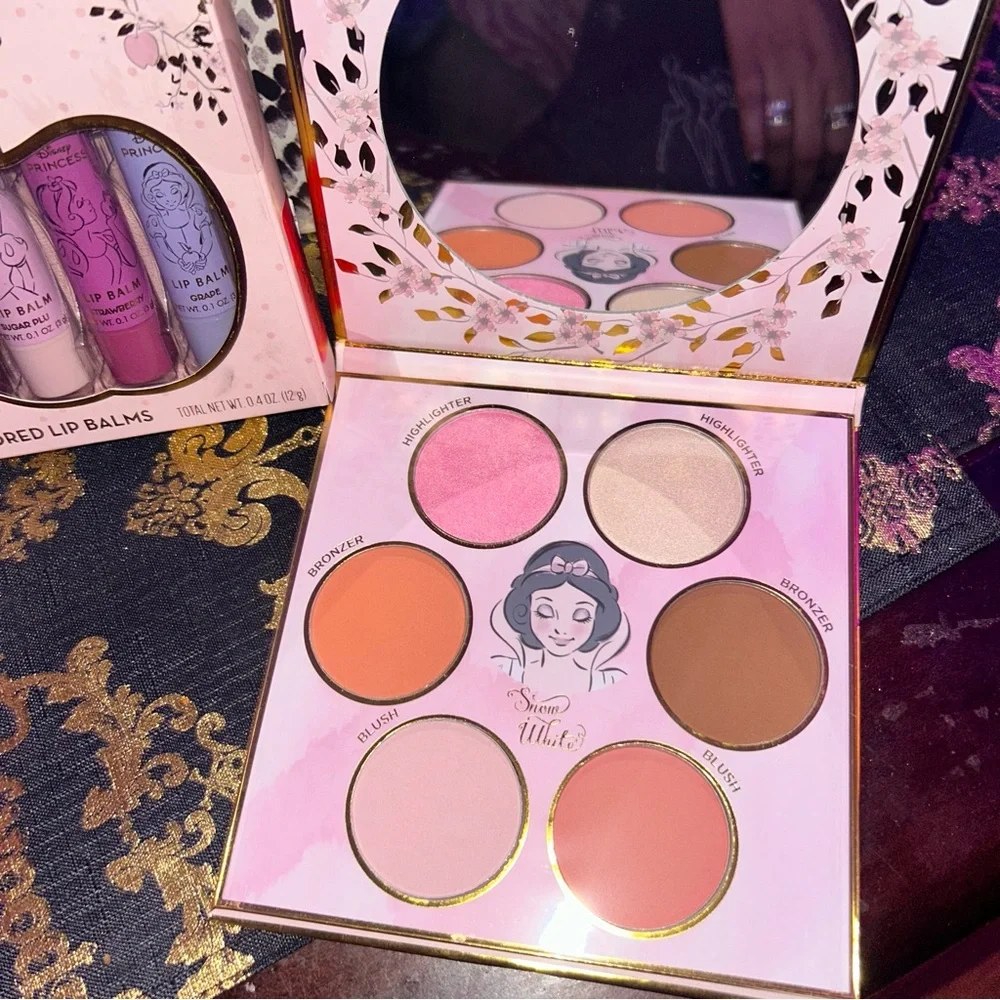 Disney Princess Snow White Complexion Palette & lipgloss set by Taste Beauty.